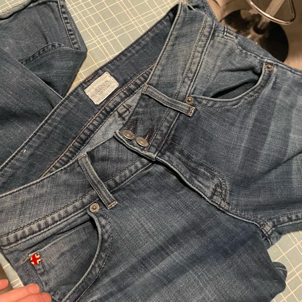 26X33 Hudson jeans